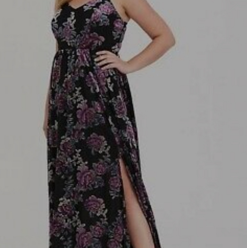 Torrid size 3 velvet maxi dress